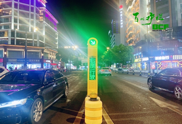 智能护栏碰撞监测系统